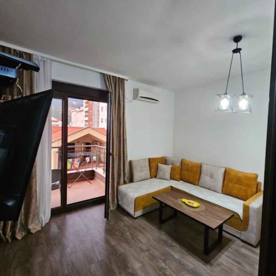 Sale, studio apartment, 27m², Centar, Budva