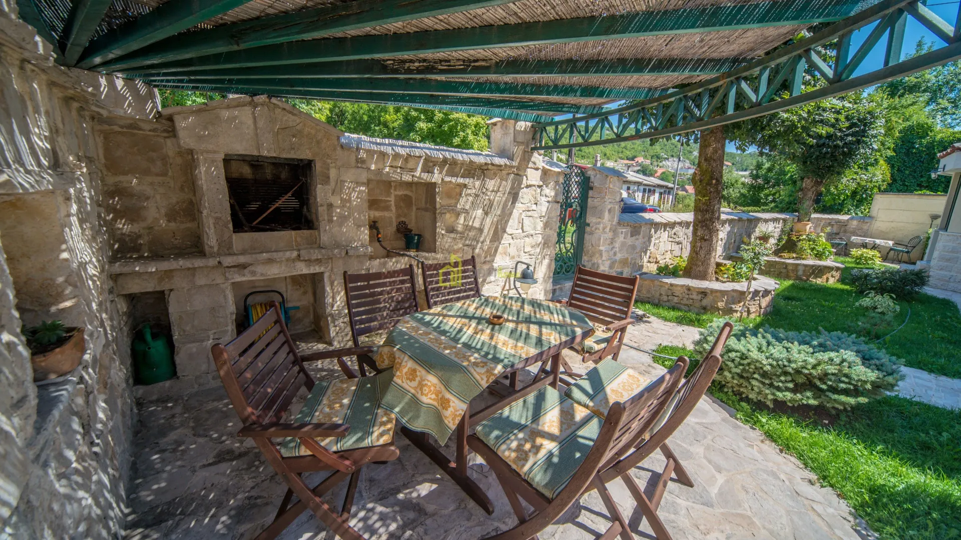 Sale, house, 168m², Cetinje, Crna Gora