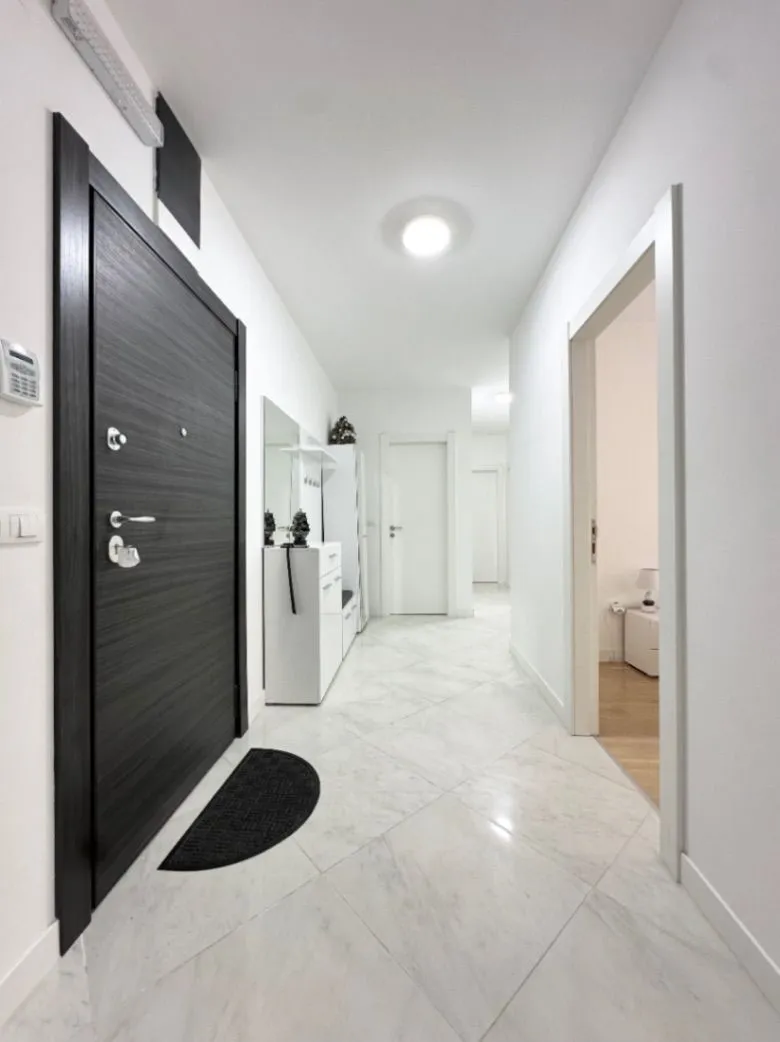 Sale, three bedroom apartment, 95m², Rozino, Budva