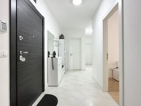 Sale, three bedroom apartment, 95m², Rozino, Budva - image 10