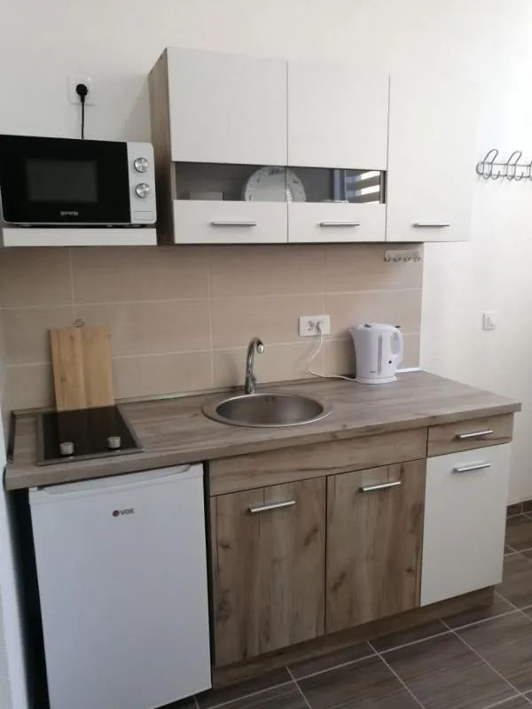 Sale, two bedroom apartment, 58m², Sutomore, Bar