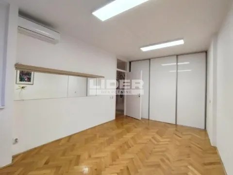 Poslovni prostor in Kalenić Pijaca