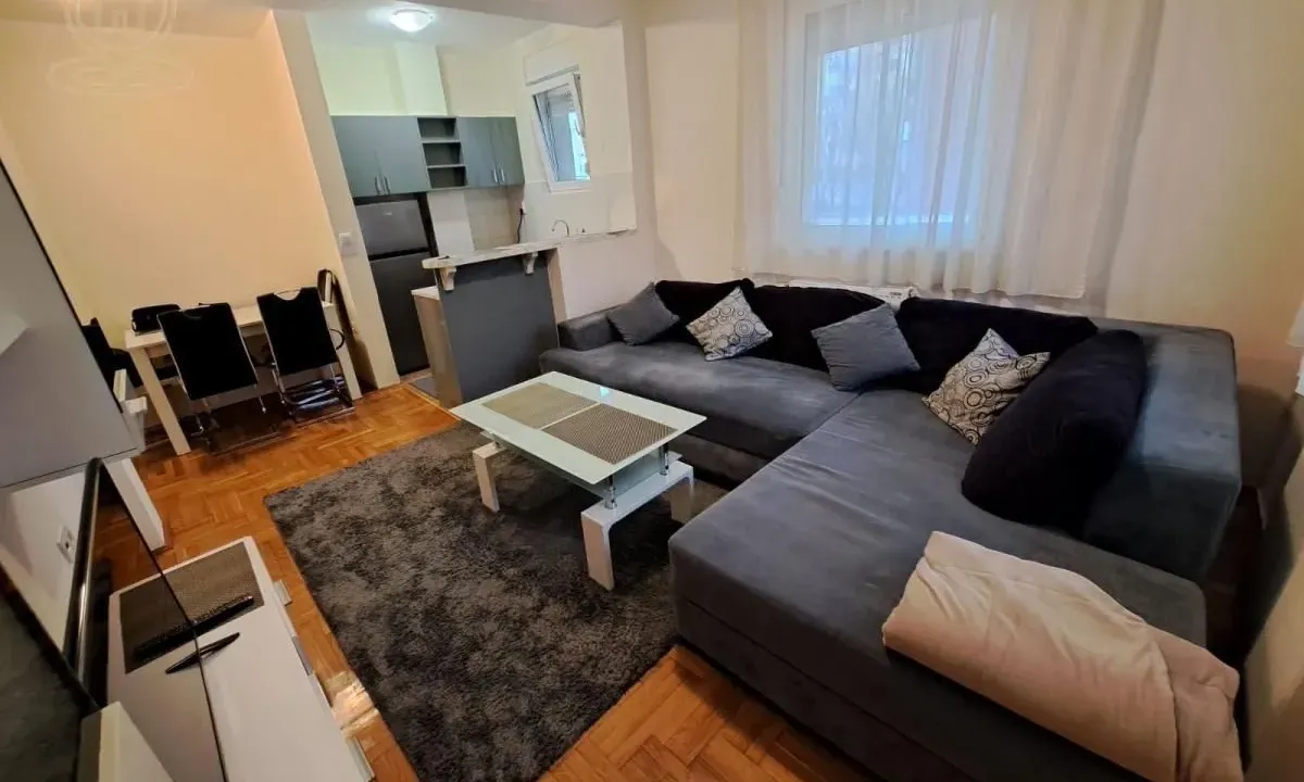 Prodaja, dvosoban stan, 50m², Grbavica, Novi Sad Sve Podlokacije