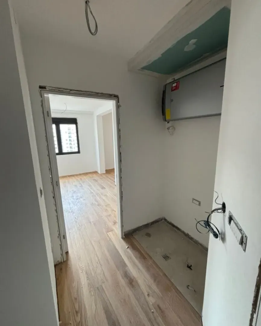 Prodaja, dvosoban stan, 79m², Tološka šuma, Podgorica