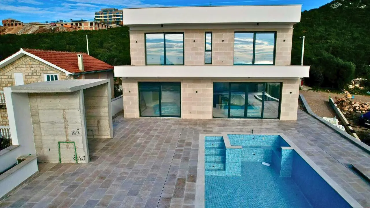 Sale, house, 250m², Krimovica, Kotor
