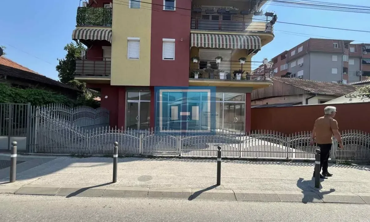 Sale, office space, 77m², Centar, Jagodina