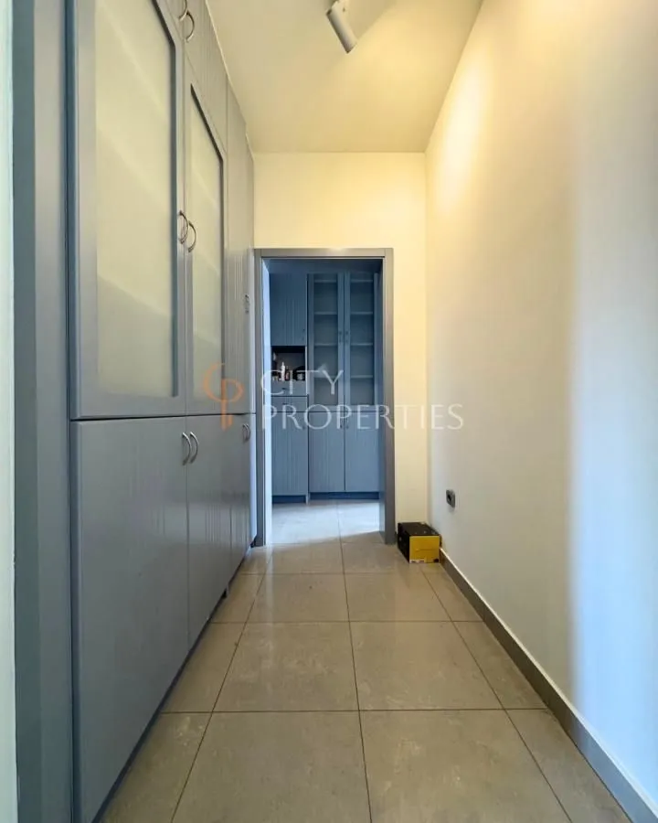 Izdavanje, stan, 110m², Malo Brdo, Podgorica