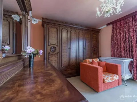 Prodaja, kuća, 220m², Đuraševići, Tivat - image 11