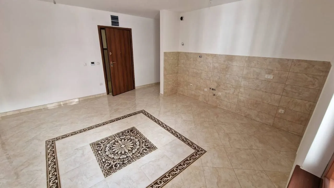 Prodaja, jednosoban stan, 58m², Bečići, Budva