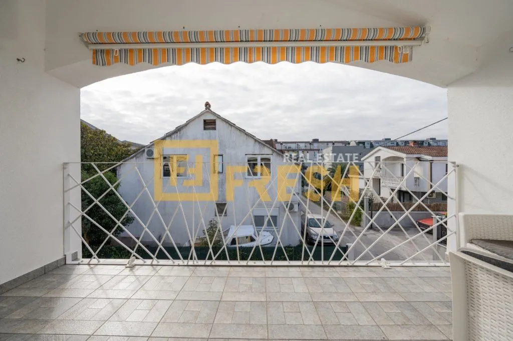 Sale, house, 180m², Dalmatinska ulica, Podgorica