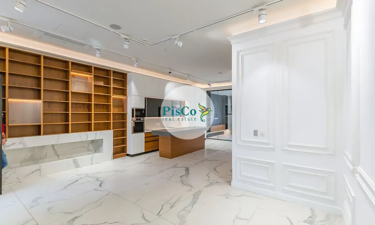 Izdavanje, poslovni prostor, 100m², Centar, Podgorica