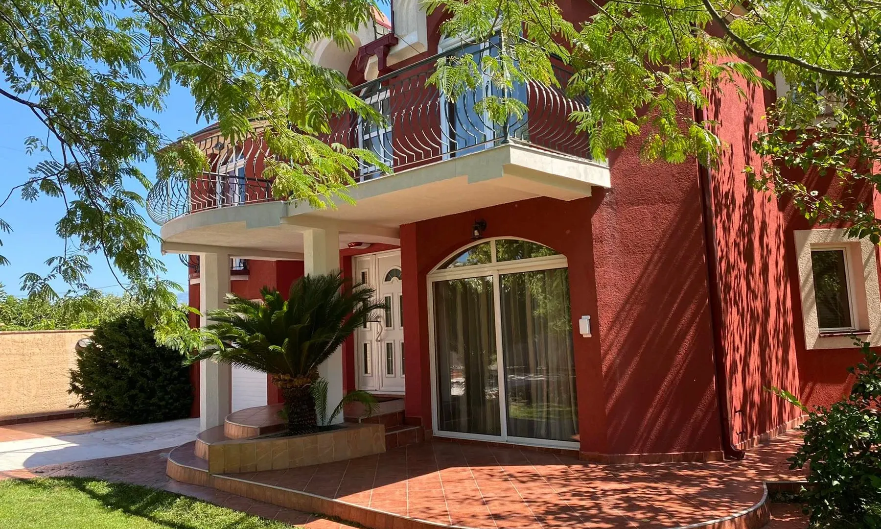 Rent, house, 180m², Donja Gorica, Podgorica