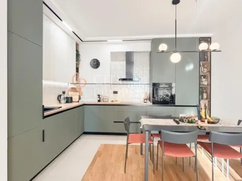 Prodaja, stan, 69m², Stari Aerodrom, Podgorica - image 4