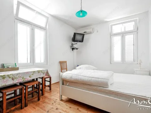 Sale, house, 220m², Tivat, Crna Gora - image 22