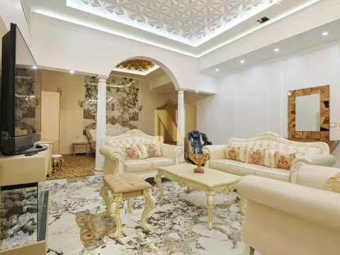 Prodaja, trosoban stan, 120m², Salajka, Novi Sad Sve Podlokacije - image 1