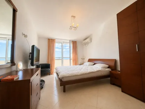 Prodaja, četvorosoban stan, 173m², Petrovac, Budva - image 15