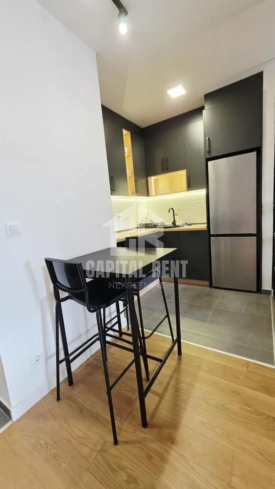 Izdavanje, jednosoban stan, 40m², Trošarina, Voždovac Sve Podlokacije