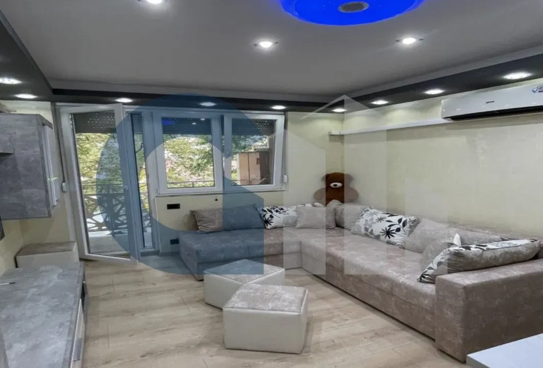 Prodaja, dvosoban stan, 42m², Karaburma, Palilula Sve Podlokacije