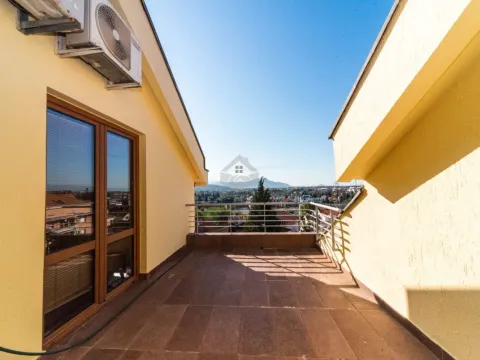 Izdavanje, kuća, 270m², Gorica C, Podgorica - image 22