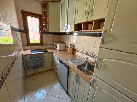 Rent, two bedroom apartment, 59m², Babilonija, Budva - image 4