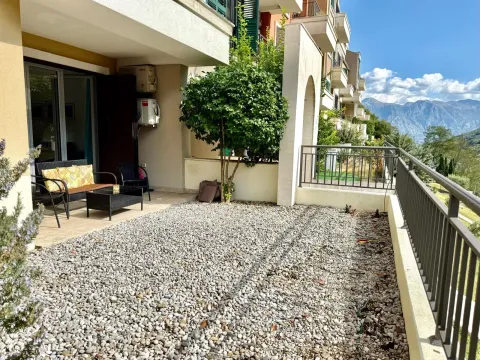 Sale, one bedroom apartment, 58m², Morinj, Kotor - image 8