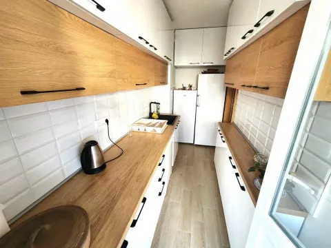 Sale, two bedroom apartment, 62m², Seljanovo, Tivat - image 4