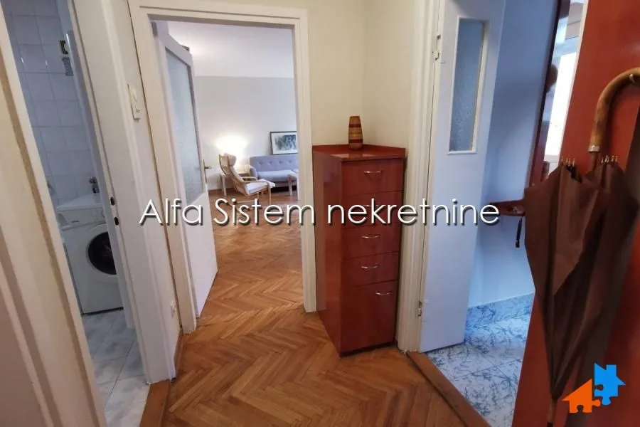 Rent, two bedroom apartment, 60m², Stari Grad, Beograd