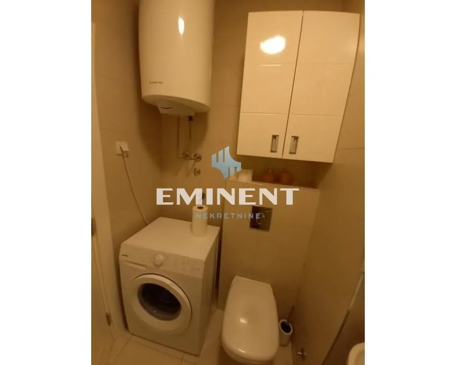 Izdavanje, jednosoban stan, 35m², Ada, Beograd