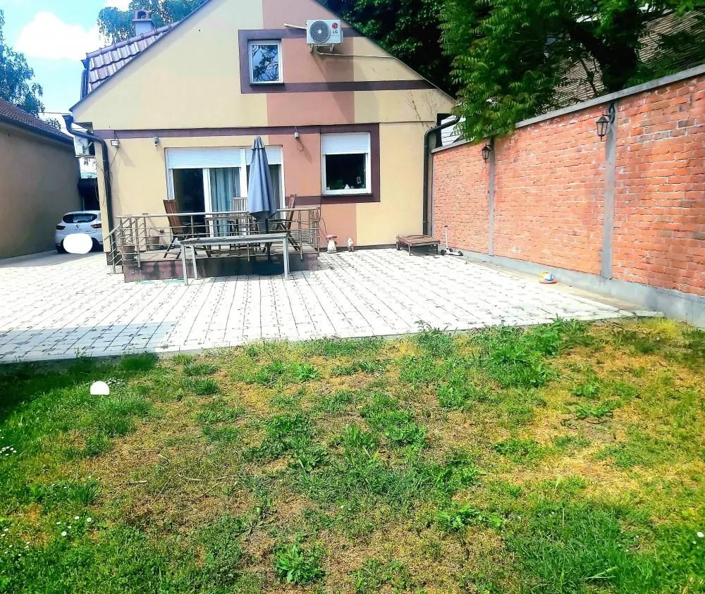 Prodaja, kuća, 200m², Zemun Gornji Grad, Zemun Sve Podlokacije