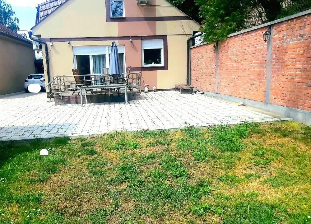 Prodaja, kuća, 200m², Zemun Gornji Grad, Zemun Sve Podlokacije