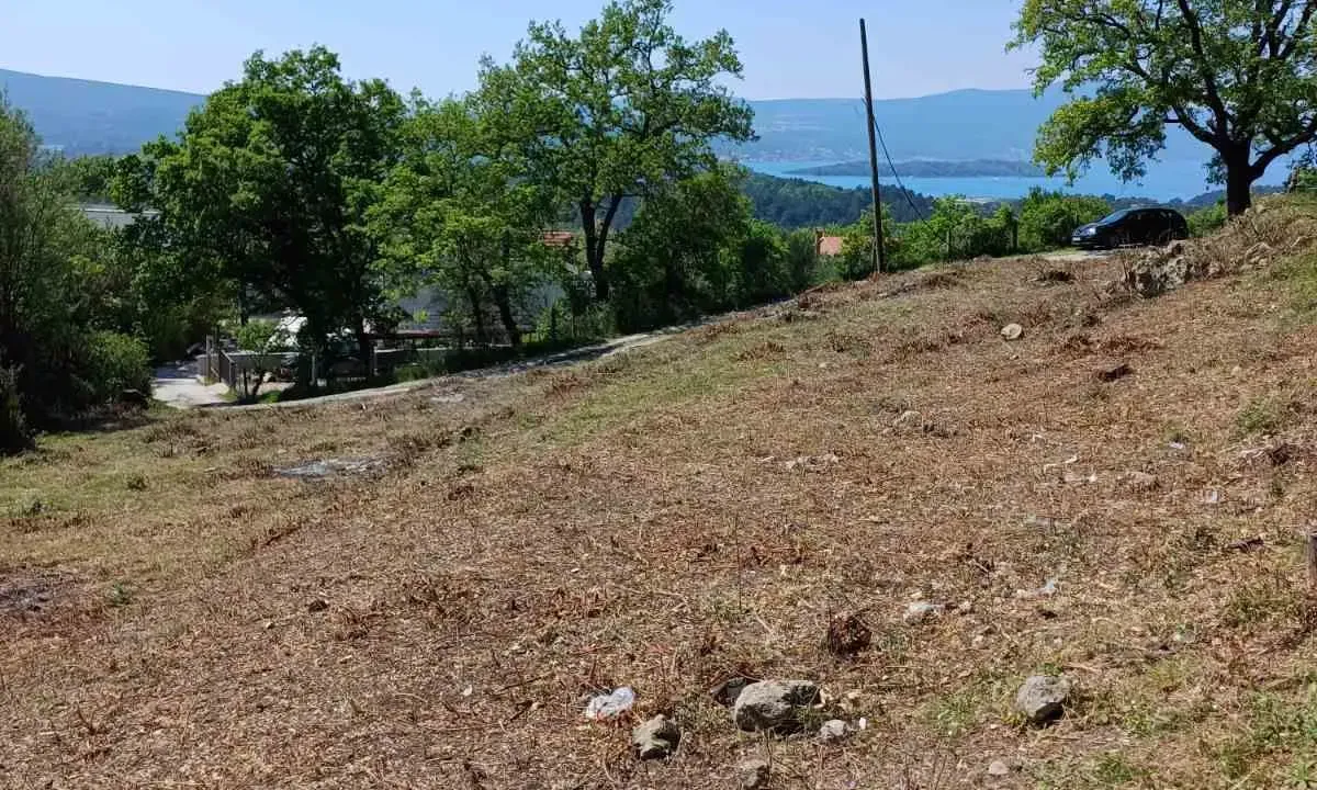 Prodaja, plac, 1070m², Kotor, Crna Gora