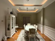 Izdavanje, trosoban stan, 130m², Centar, Tivat - image 12