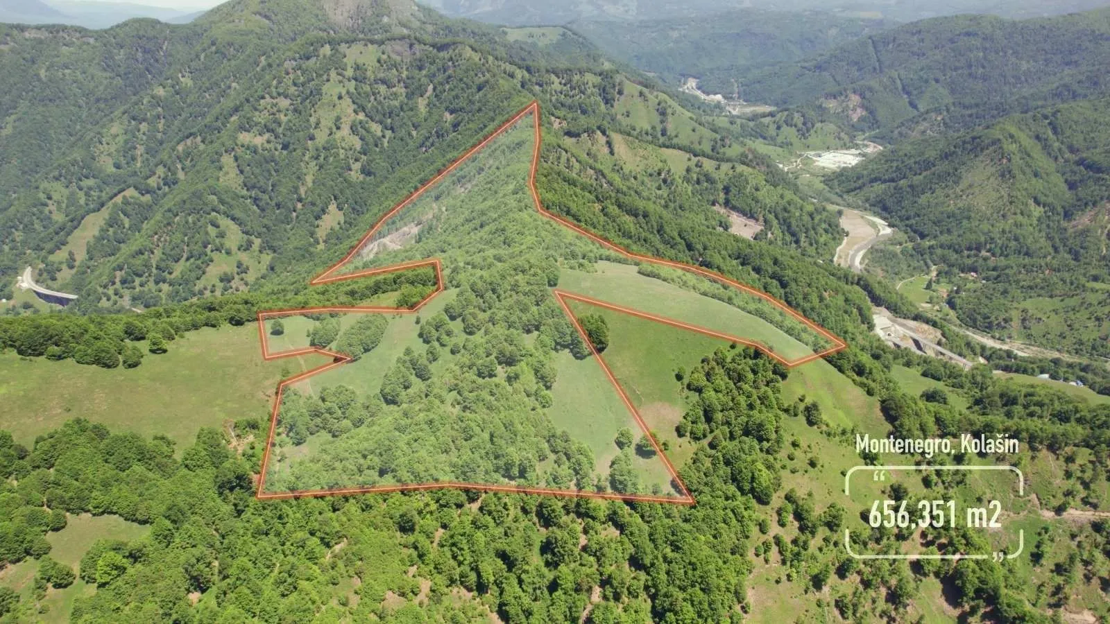 Aerofotografija označenog zemljišta u Kolašinu.