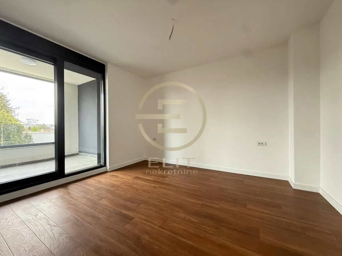 Prodaja, stan, 136m², Bulevar Evrope, Novi Sad Sve Podlokacije