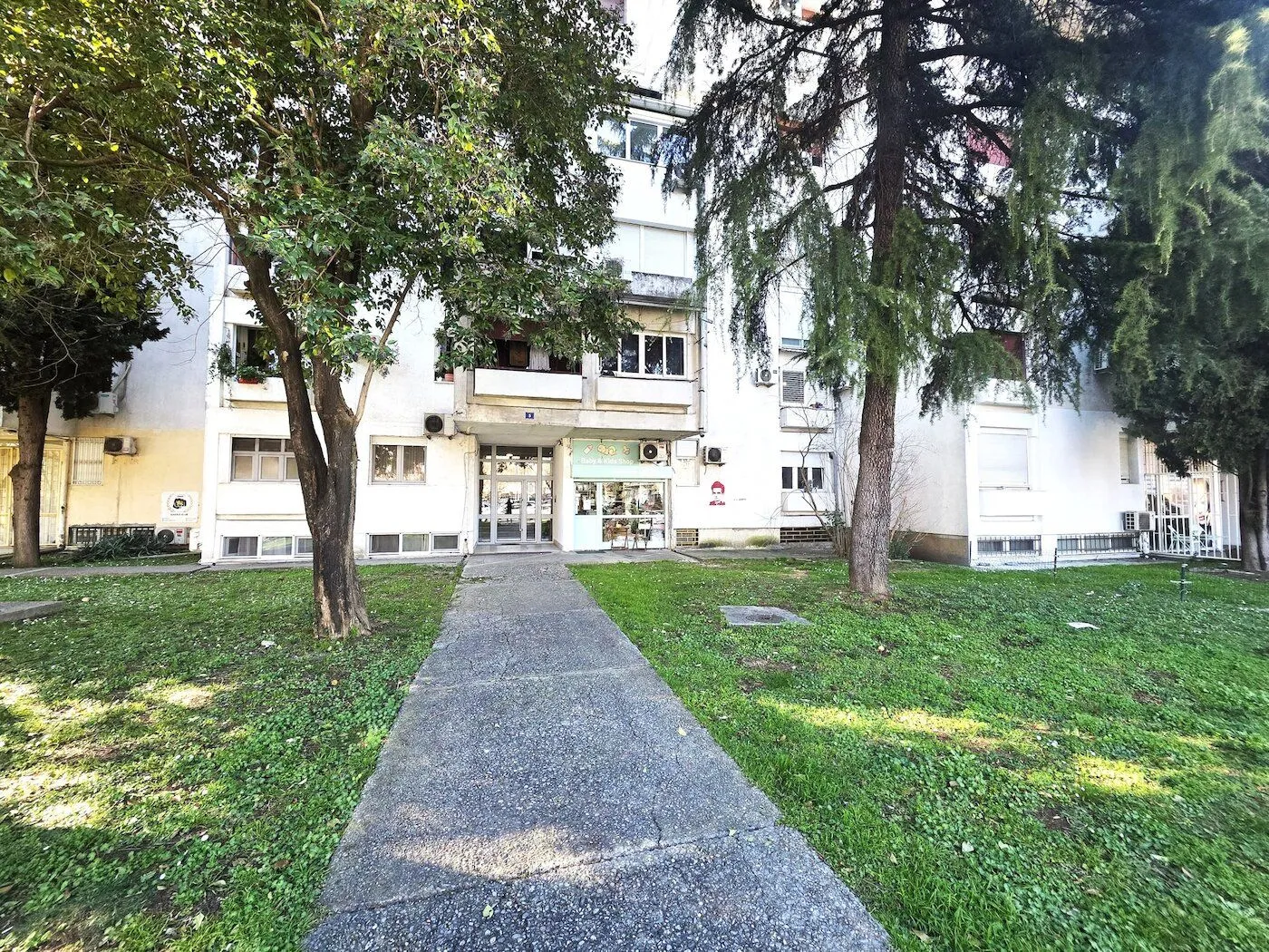 Izdavanje, stan, 59m², Blok 5, Podgorica