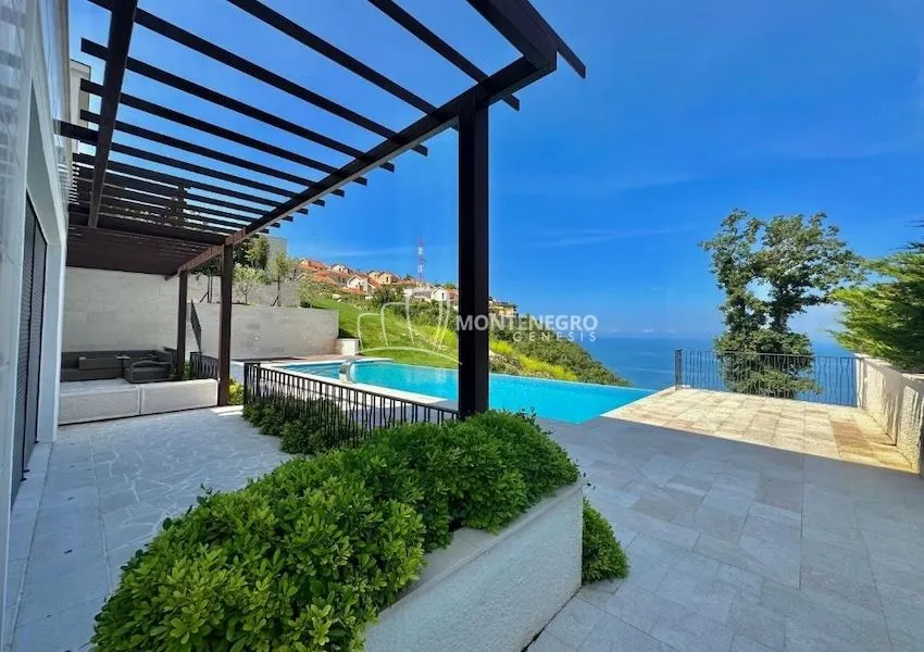 Sale, one bedroom apartment, 55m², Sveti Stefan, Budva