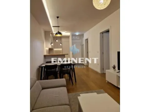 Izdavanje, dvosoban stan, 40m², Novi Beograd Blok 67, Novi Beograd Sve Podlokacije - image 2