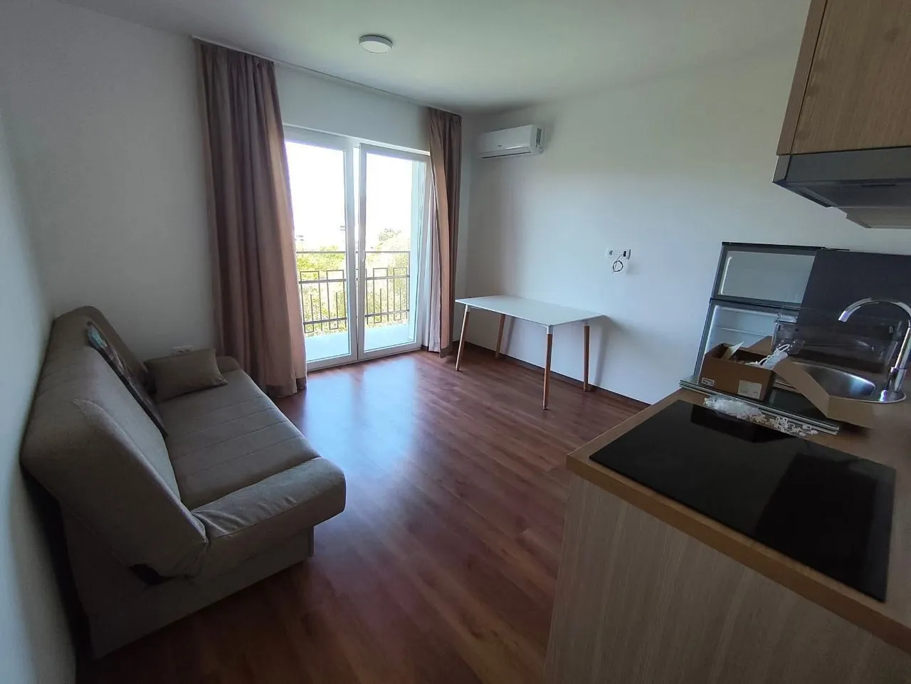Rent, one bedroom apartment, 38m², Tivat, Crna Gora