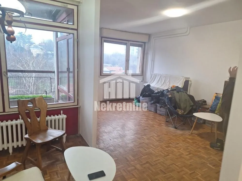 Prodaja, trosoban stan, 82m², Banjica, Voždovac Sve Podlokacije
