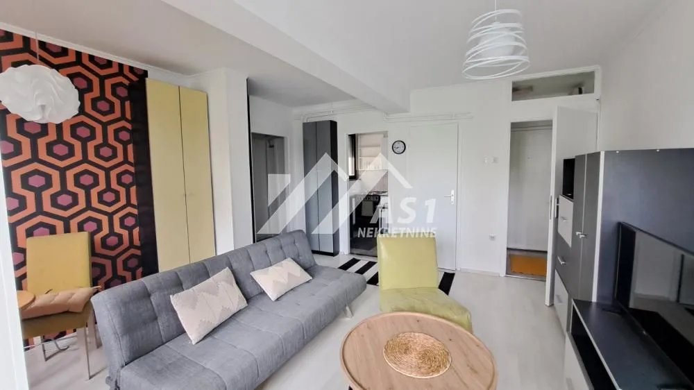 Izdavanje, jednosoban stan, 43m², Liman 2, Novi Sad Sve Podlokacije