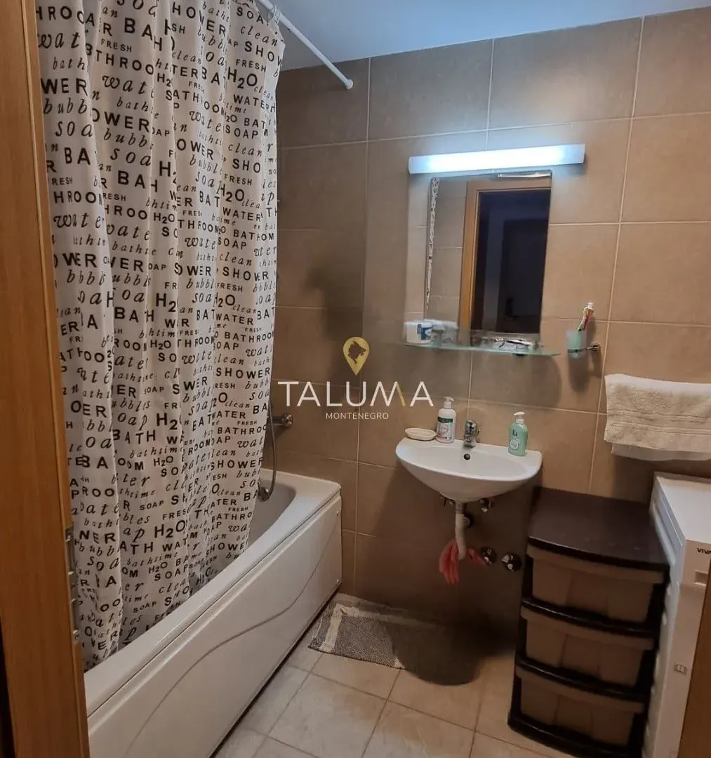 Sale, two bedroom apartment, 76m², Bjeliši, Bar