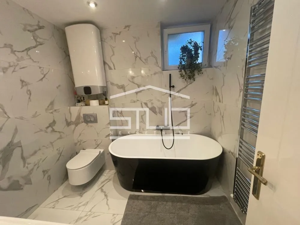 Rent, apartment, 158m², Senjak, Beograd