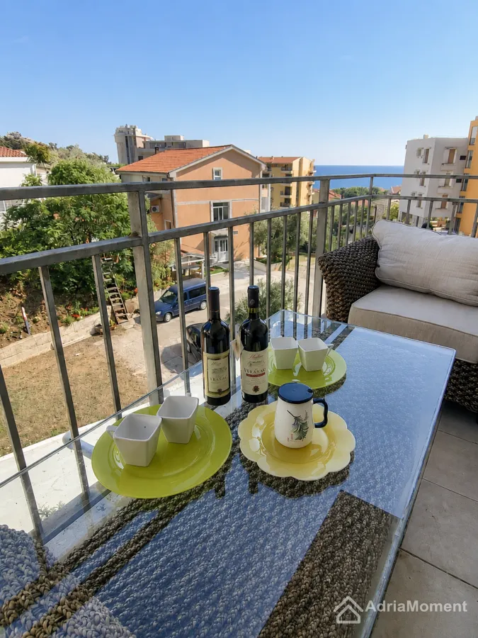 Prodaja, dvosoban stan, 54m², Petrovac, Budva