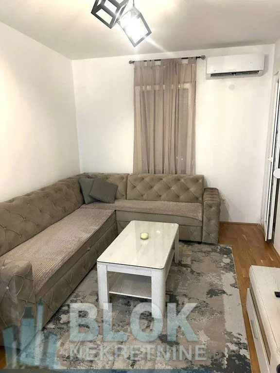 Izdavanje, jednosoban stan, 45m², City Kvart, Podgorica