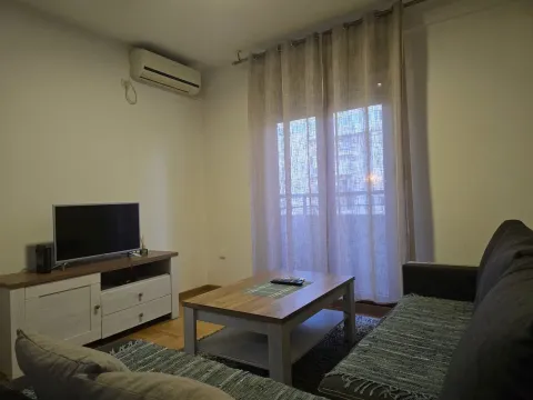 Sale, apartment, 41m², Stari Aerodrom, Podgorica - image 2