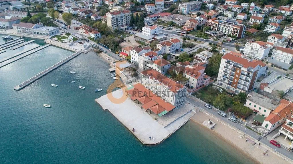Sale, office space, 800m², Herceg Novi, Crna Gora