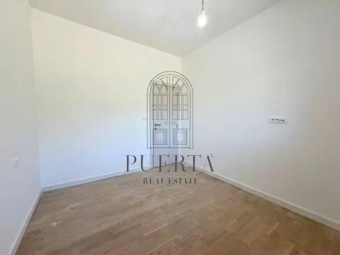Rent, one bedroom apartment, 44m², Tološi, Podgorica - image 9