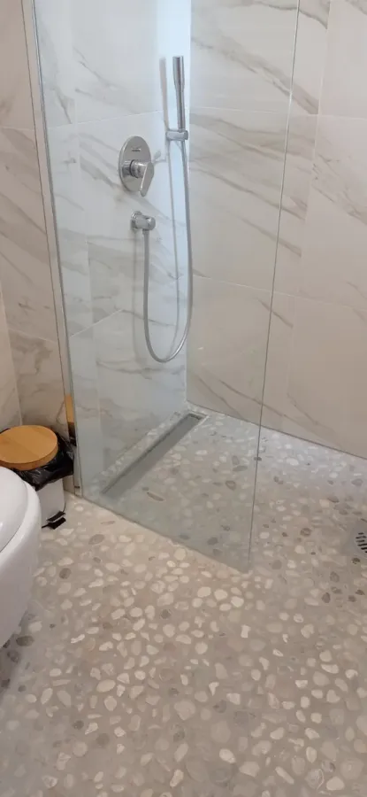 Rent, two bedroom apartment, 81m², Dobrota, Kotor