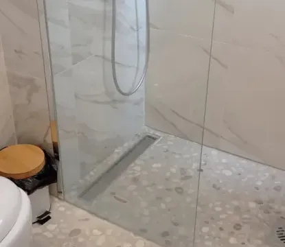 Izdavanje, dvosoban stan, 81m², Dobrota, Kotor - image 19