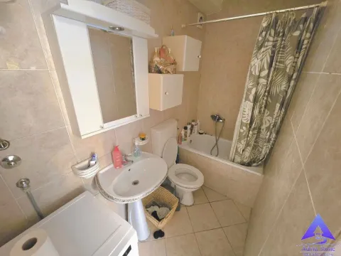 Sale, one bedroom apartment, 48m², Mainski Put, Budva - image 7